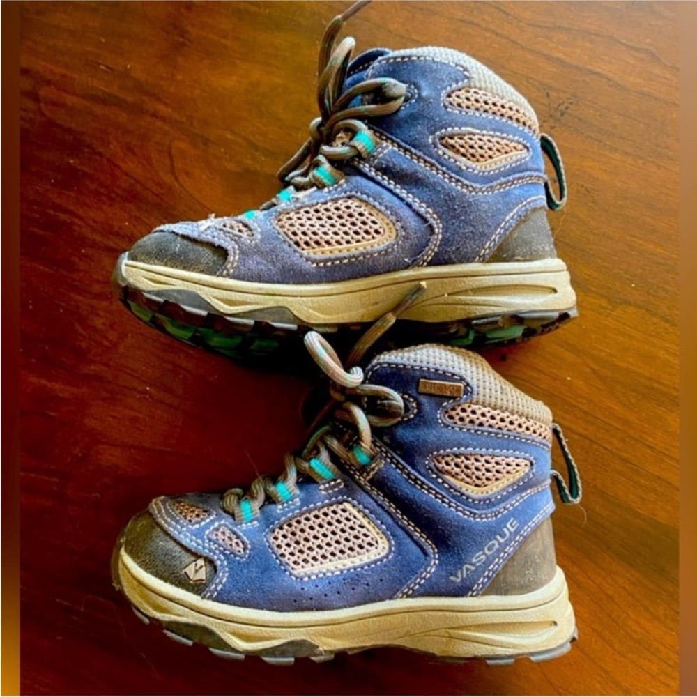 Vasque Blue and Tan Hiking Boots with Breathable Mesh